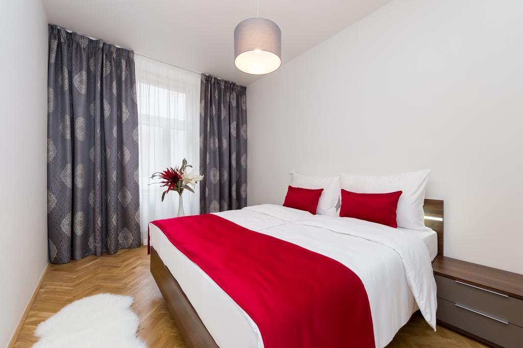 Apartment To Live Prague